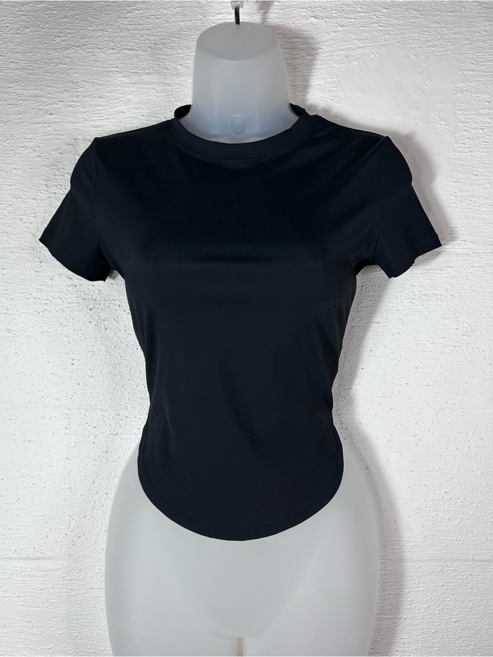 Rounded hem top
